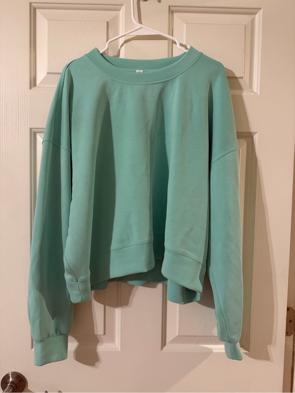 Lululemon Perfectly Oversized Cropped Crew, Wild Mint - size 16